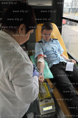 Akcja donacji krwi zorganizowana przez uczniow i pedagogow...