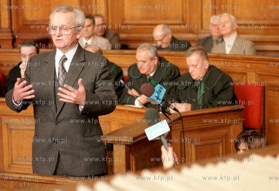 Proces Grudnia70 - Sad Wojewodzki w Gdansku Zeznaje...