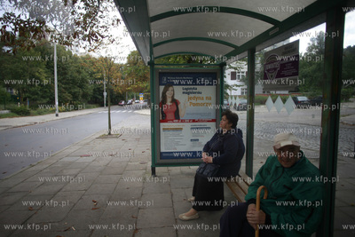 Sopot. Przystanek autobusowy przy ul 23 Marca.
20.09.2011
fot....
