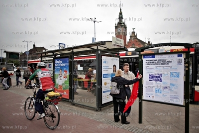 Gdansk. Przystanek przy kinie Krewetka. Akcja Zmieniamy...