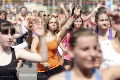 Gdansk.PGE Arena. Maraton Zumby, proba pobicia rekordu...