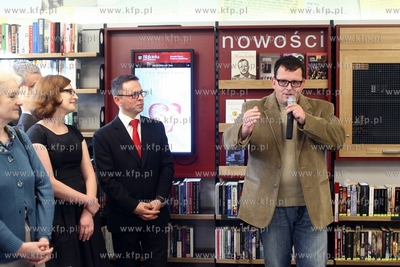 Gdansk. Sw. Ducha.  Otwarcie Biblioteki pod Zolwiem...