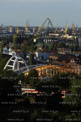 Gdansk widziany z Gory Gradowej. Nz. Brama Oliwska,...