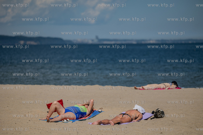 W związku z pożarem hali magazynowej w Nowym Porcie...