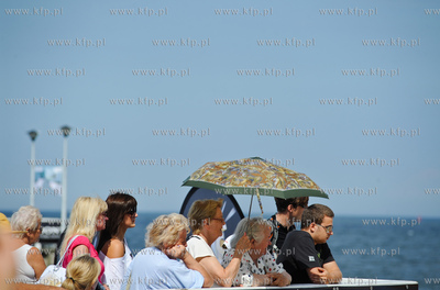 Gdansk. Molo w Brzeznie. 19.07.2011 fot. Mateusz Ochocki...