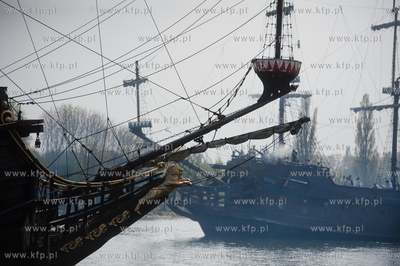 Gdansk. Nowy Port. Druga edycja Bitwy Morskiej o Twierdze...