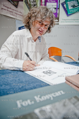 Gdansk. CH Manhattan. Promocja angielskiej wersji albumu...