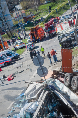Gdynia. Skrzyzowanie ul. Morskiej i zjazdu z Estakady...