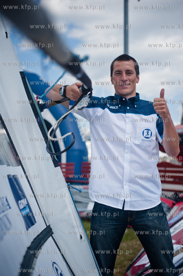 Gdynia. Port Jachtowy. Konferencja prasowa trzykrotnego...