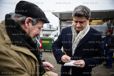 Gdansk. Targowisko - Rynek Elblaska. Spotkanie kandydata...
