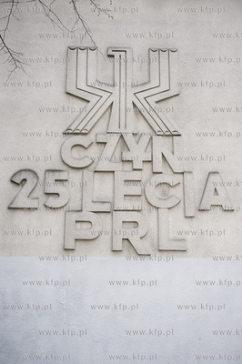 Chojnice. Napisz Czyn 25 lecia PRL znajdujacy sie na...