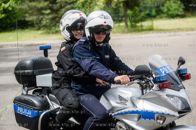 Gdansk. Matarnia. Oddzial Prewencji Policji KWP w Gdansku....