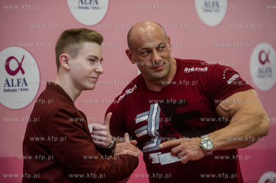 Gdańsk. Centrum Handlowe Alfa Centrum. Walentynkowe...