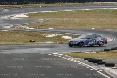 Pszczółki. Ośrodek Doskonalenia Techniki Jazdy PORD...