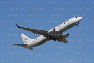 Gdansk , Rebiechowo Nz. Boeing 737-86Q SunExpress
26.04.2006
Sebastian...
