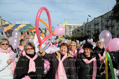 Gdynia. Marsz Rozowej Wstazki z okazji Ogolnopolskego...