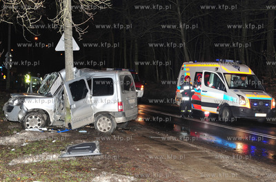 Sopot. Ulica Malczewskiego.  Wypadek samochodowy. Okolo...