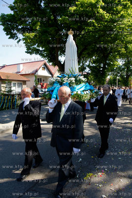 Procesja Bozego Ciala parafii sw. Maksymiliana Kolbe...