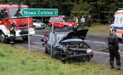 W okolicach Chojnic na skrzyzowaniu drogi krajowej...