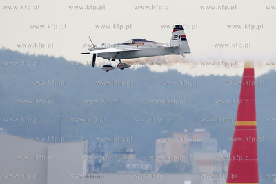 Gdynia - 4. przystanek Mistrzostw Swiata Red Bull Air...