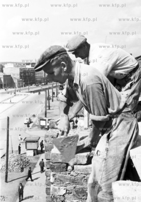 Odbudowa ulicy Grunwaldzkiej w Gdansku - Wrzeszczu....