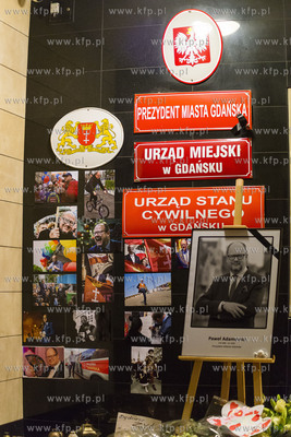 Gdańsk, Urząd Miasta. Dzień po pogrzebie prezydenta...