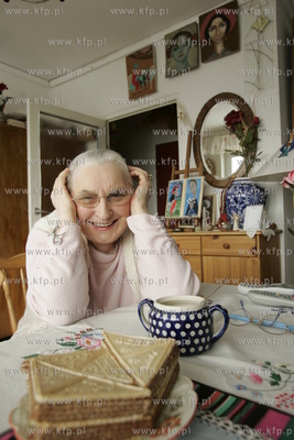 Lucyna Legut - Lucha - aktorka, malarka, pisarka. Na...