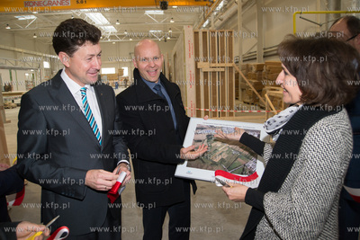 Otwarcie fabryki EKOINBUD w Gdansku.Nz po lewej Tomasz...