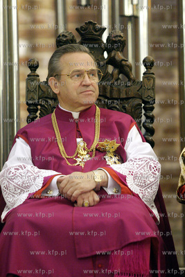 Ks. pralat Henryk Jankowski na mszy w kosciele sw....