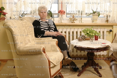Krystyna Ostrzyniewska - jedna z wdow po marynarzach...
