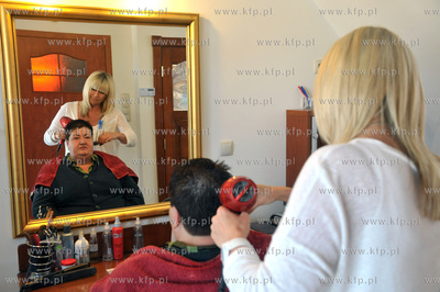 Henryka Strycharska Krzywonos czesane przez Alicje...