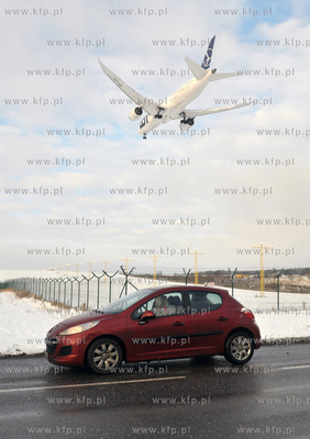 Nad ulica Budowlanych przelatuje Boeing 787-800 Dreamliner...
