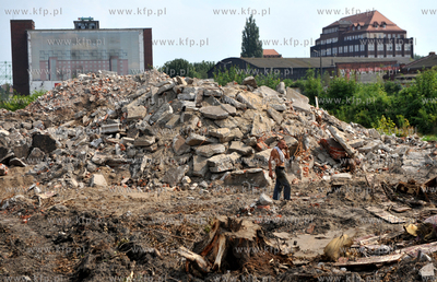 Gdansk, byla Stocznia Gdanska. Wyburzanie dawnej stoczniowej...