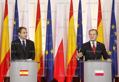 Sopot. Spotkanie premiera RP Donalda Tuska z premierem...