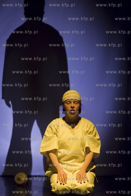 Świat Mało Znany. Przegląd teatralny grupy Im Plus...