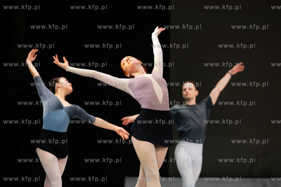 B Jak Balet, czyli otwarta próba zespołu baletu Opery...