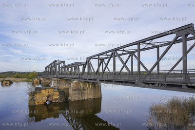 Licząsy 700 metrów most Siekierki - Neur dnitz nad...