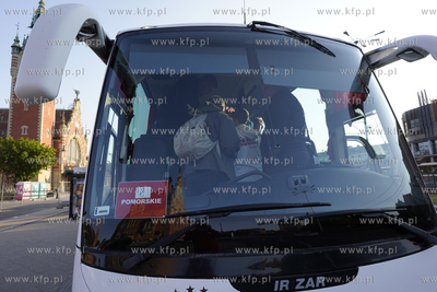 Gdańsk, okolice Dworca Głównego PKP.  Pomorze jedzie...