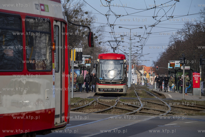 Pesa Jazz Duo 128 NG na al. Hallera. 10.03.2024 fot....