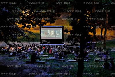 „Kino po zachodzie słońca” - nowy cykl seansów...