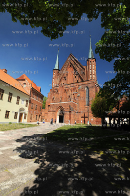 Frombork, Wzgorze Katedralne. Gotycka katedra pw. Wniebowziecia...