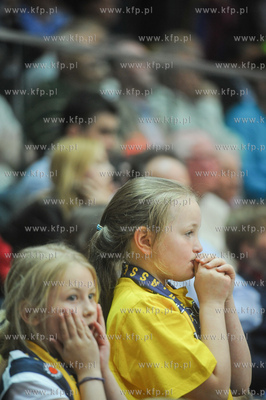 Hala Sportowo - Widowiskowa Gdynia. Piaty mecz finalowy...