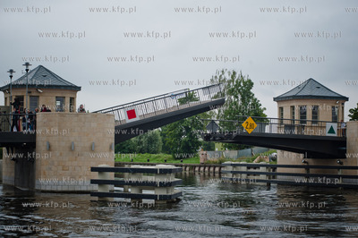 Elblag. Most Gorny. Wspolna konferencja prasowa nowo...