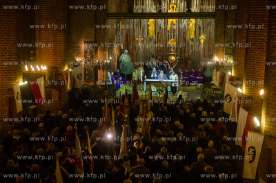 Gdansk. Kosciol sw. Brygidy. Obchody 45. rocznicy Grudnia...