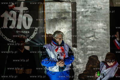 Gdynia. Obchody 45. rocznicy Grudnia '70. Apel poleglych...