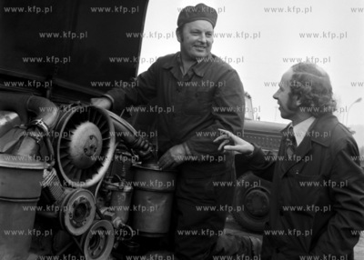 Mechanik bazy nr 1  Transbudu w Gdansku Jan Kutny rozmawia...
