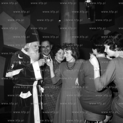 Spotkanie z Mikołajem. (lata60)19640002202zFot....