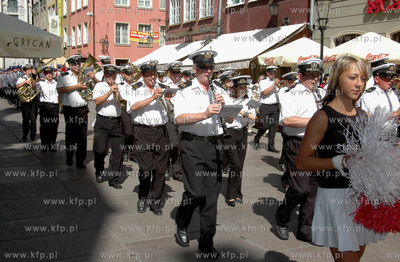 Swieto gdanskich policjantow.Paradny przemarsz policjantow...