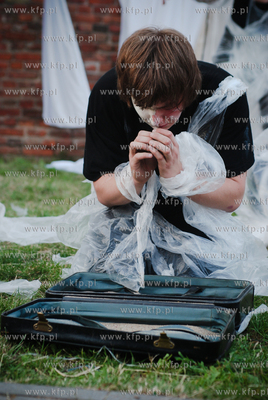 Trzynasta edycja Miedzynarodowego Festiwalu Teatrow...