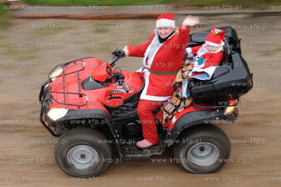 Szymbark na Kaszubach. VI Ogolnopolski Zjazd Swietych...
